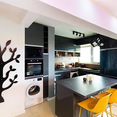 Apartment Lazys Haven Modern 3r In Center *