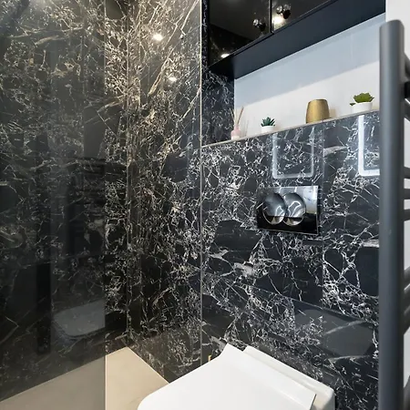 Lazys Haven Modern 2br In Center Bucharest