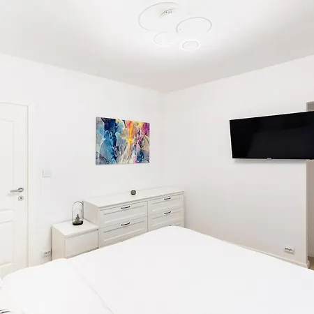 Lazys Haven Modern 2br In Center *