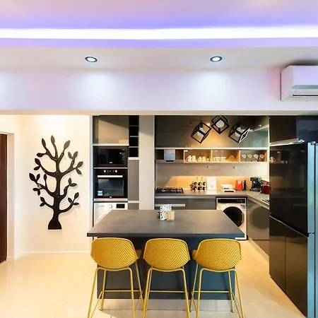 Apartment Lazys Haven Modern 2br In Center Bucharest